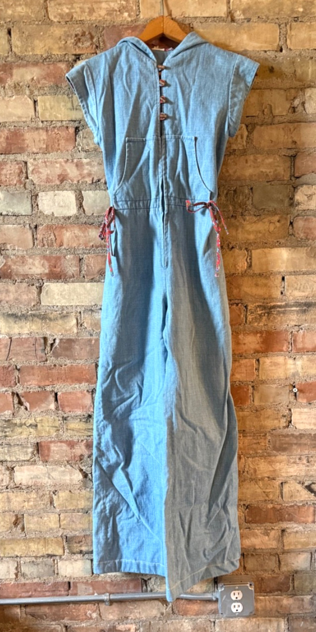 VTG 70s Women’s Denim Hooded Disco Boho Jumpsuit Romper – Size Small Tall