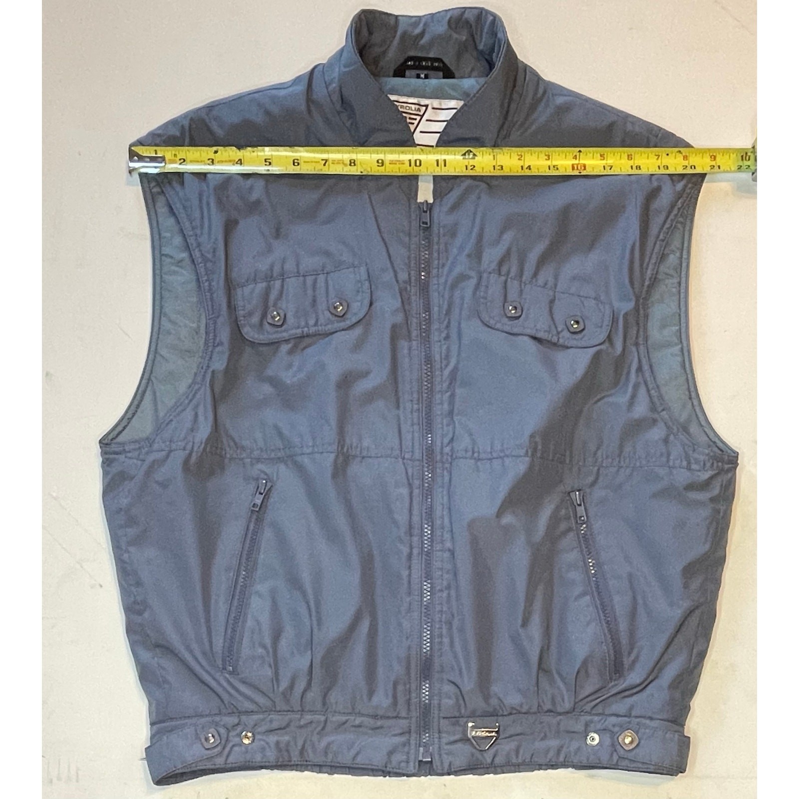 VTG Tyrolia by HEAD Pewter Gray Vest Sz M 80s Ski Heritage Apres Retro gorpcore