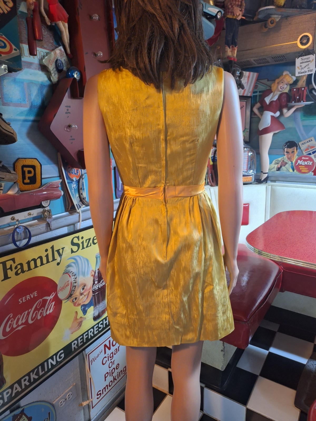 True VTG Mid-century MOD 1960s Cocktail Party Dress Mini S/XS Yellow Gold MCM