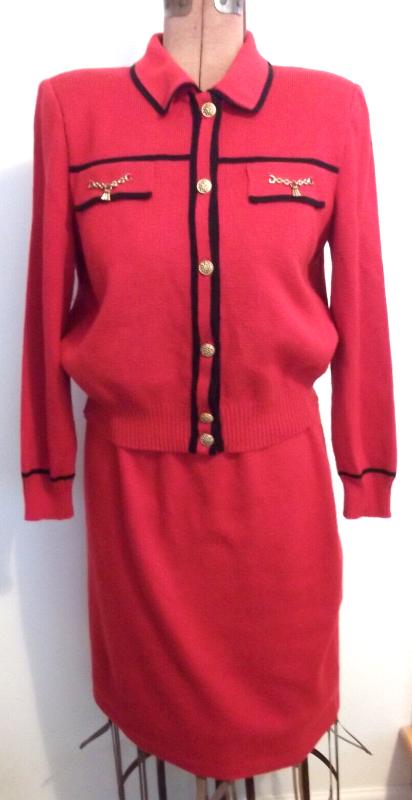 Red MITA 2 pc Lg Slv Collar Knit Metal Button SWEATER & SKIRT Suit/Size 8 Petite