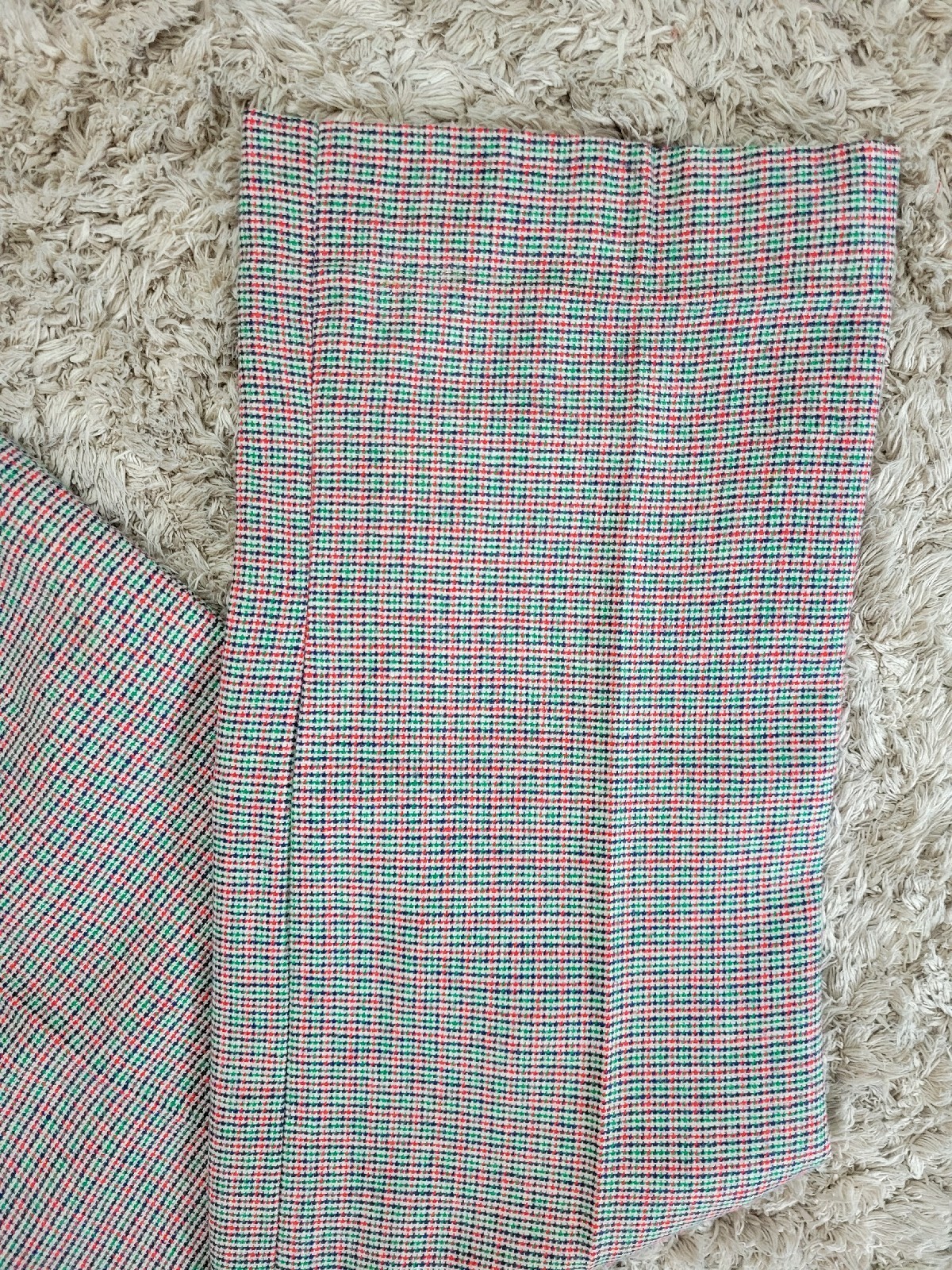 Vtg Saks Fifth Avenue Wool Trousers in Navy/Red/Green/Tan Houndstooth Size 11/12