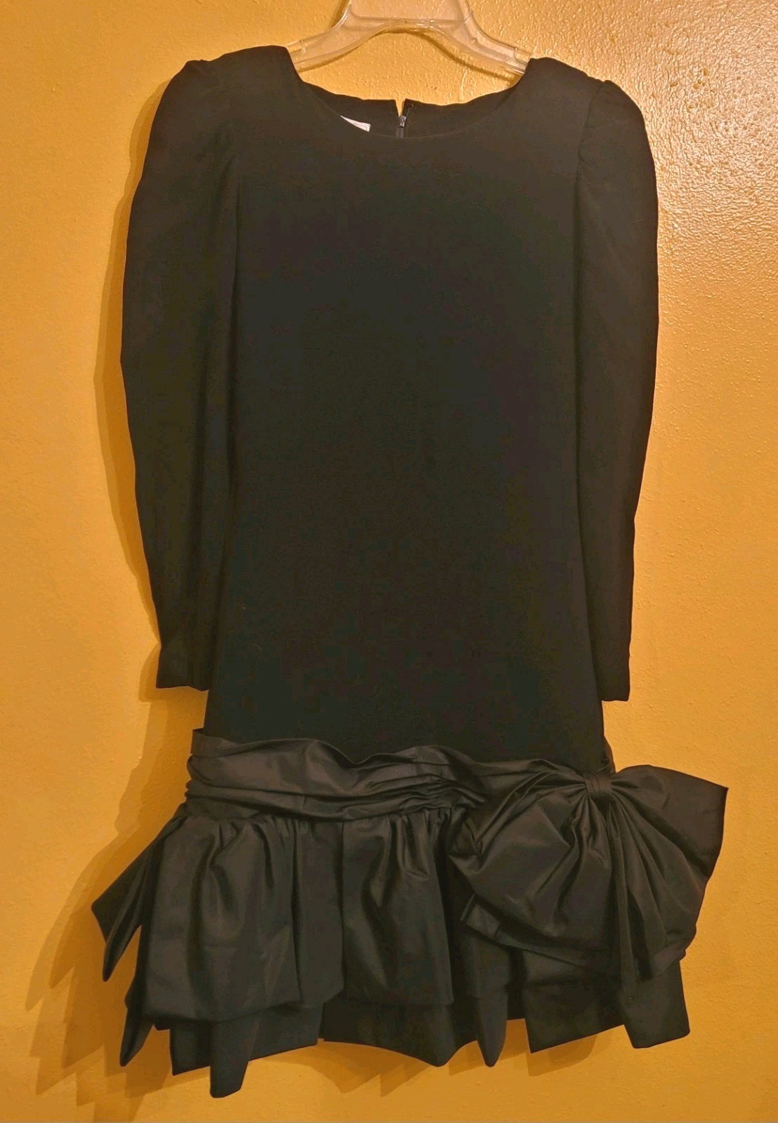 Vintage VICTOR COSTA Black Wool Crepe + TAFFETA DRESS Small-ish, Modern 6-8
