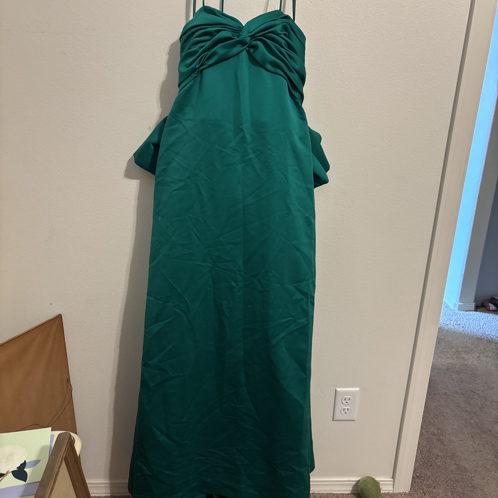 Vintage VICTOR COSTA 1980’s Green Satin Gown Size 8 Bustle Train