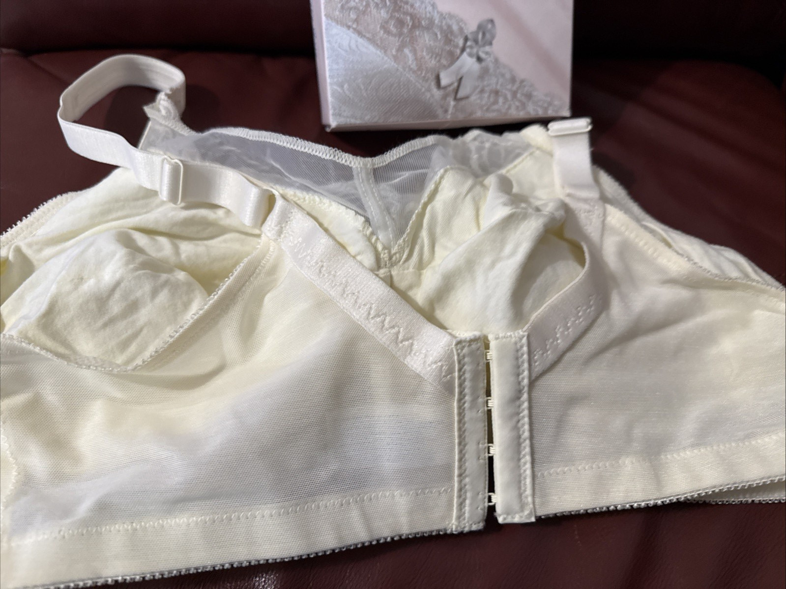 NEW Jodee Surgical Style 2501 Post Mastectomy Bra IVORY w/Pockets USA-MADE 44B
