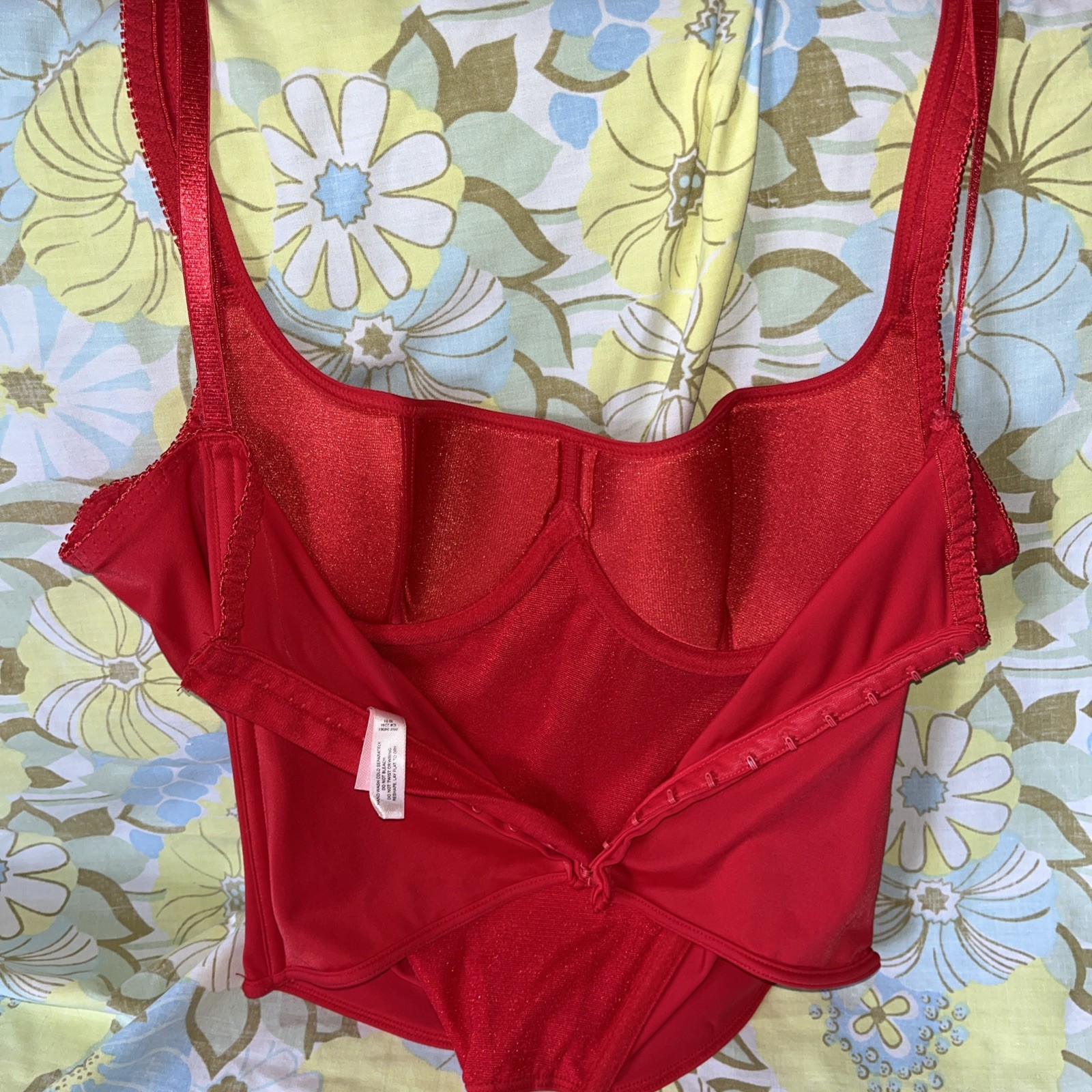Vtg Victoria’s Secret Red Corset Medium Crop Top Bustier Y2K Sabrina Carpenter