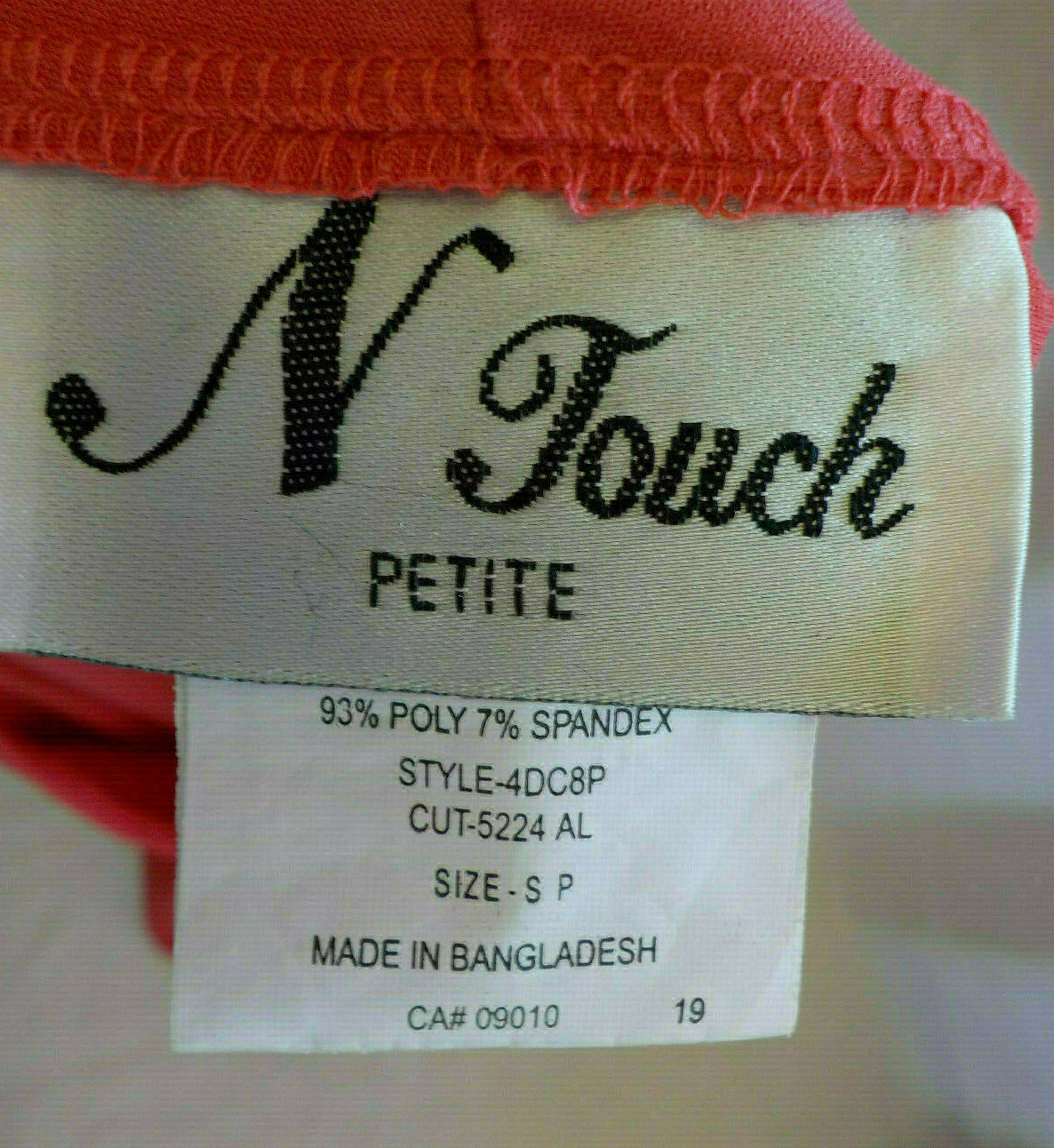 Vintage N Touch Blouse Size PS Coral Scoop Neck Sleeveless Polyester Blend EUC