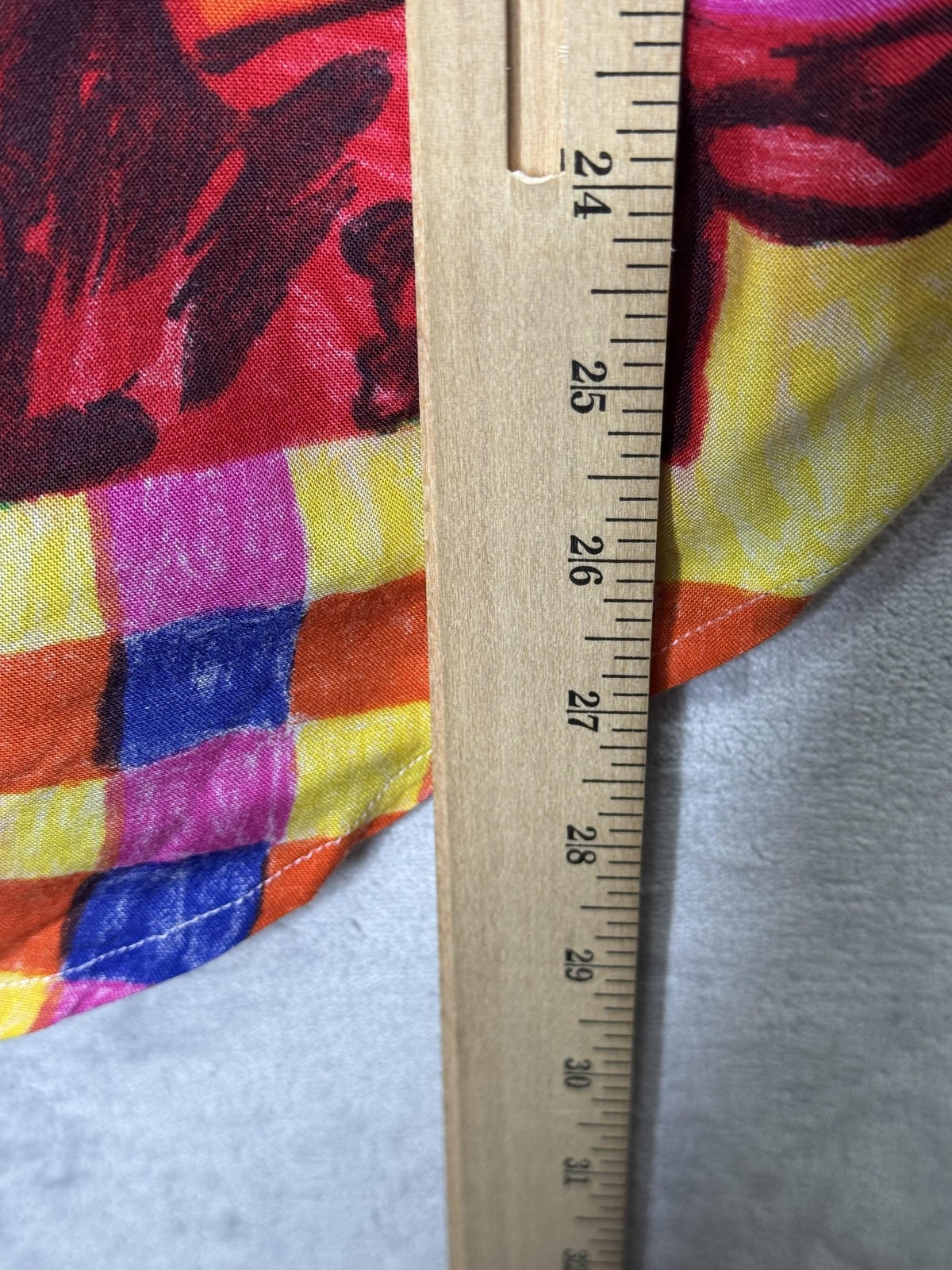 Vintage Tess Shirt Womens Small Multicolor Abstract Rayon Button Up Short Sleeve