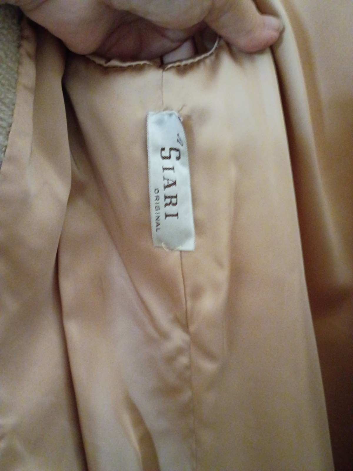 Vintage „A Siari Original Beige Tweed Coat With Authentic Mink Collar
