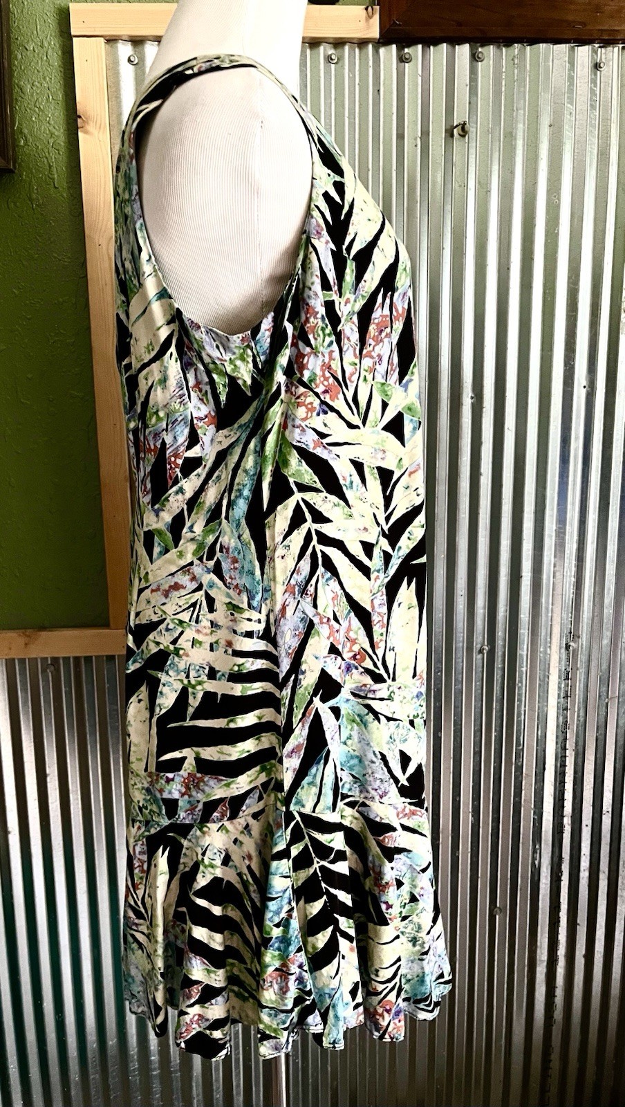 VTG-Nani of Hawaii Dress Tropical Hawaiian Knee Length Sleeveless Sz. M