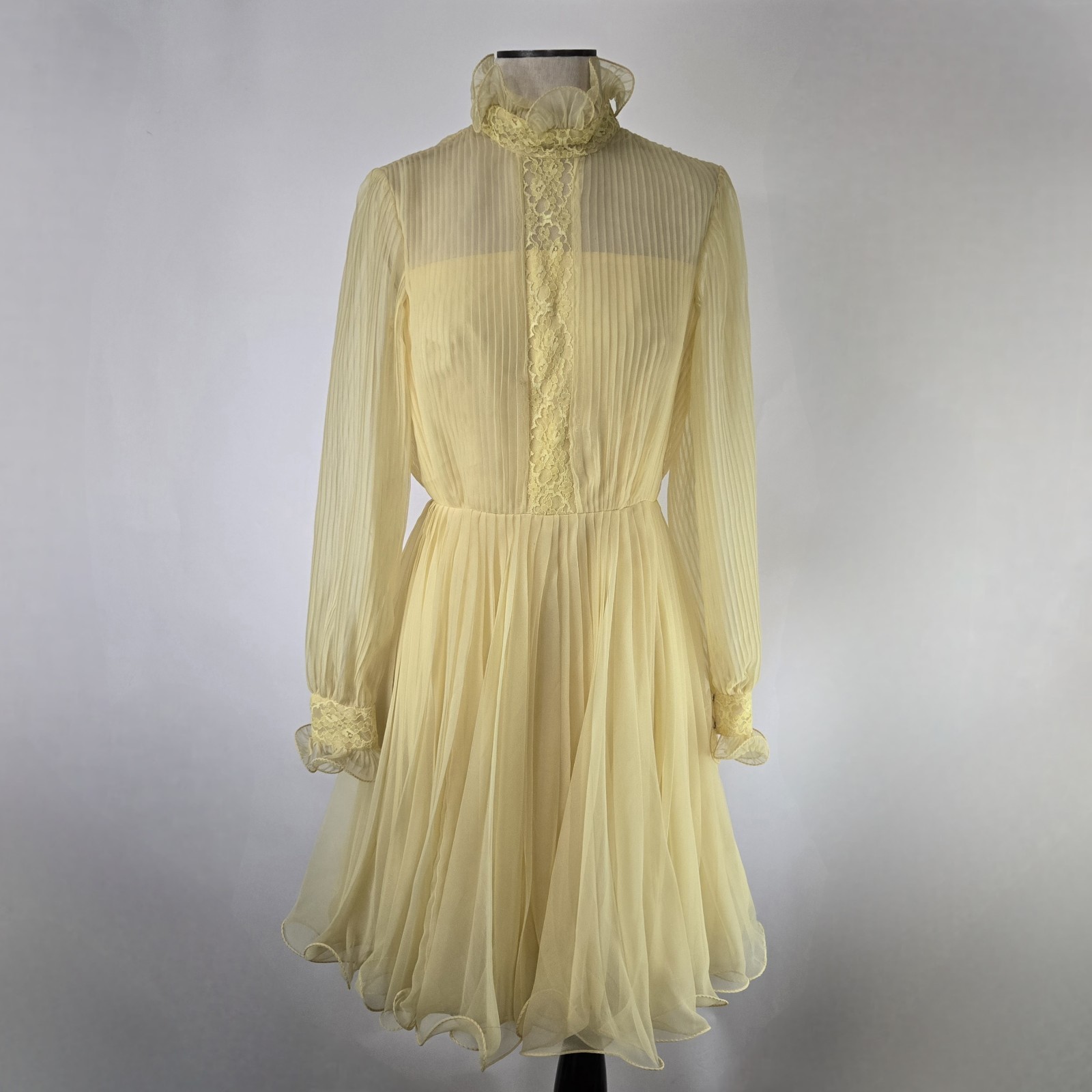 Vintage 60’s Miss Elliette Chiffon Ruffled Lace Dress Size M High Ruffle Neck