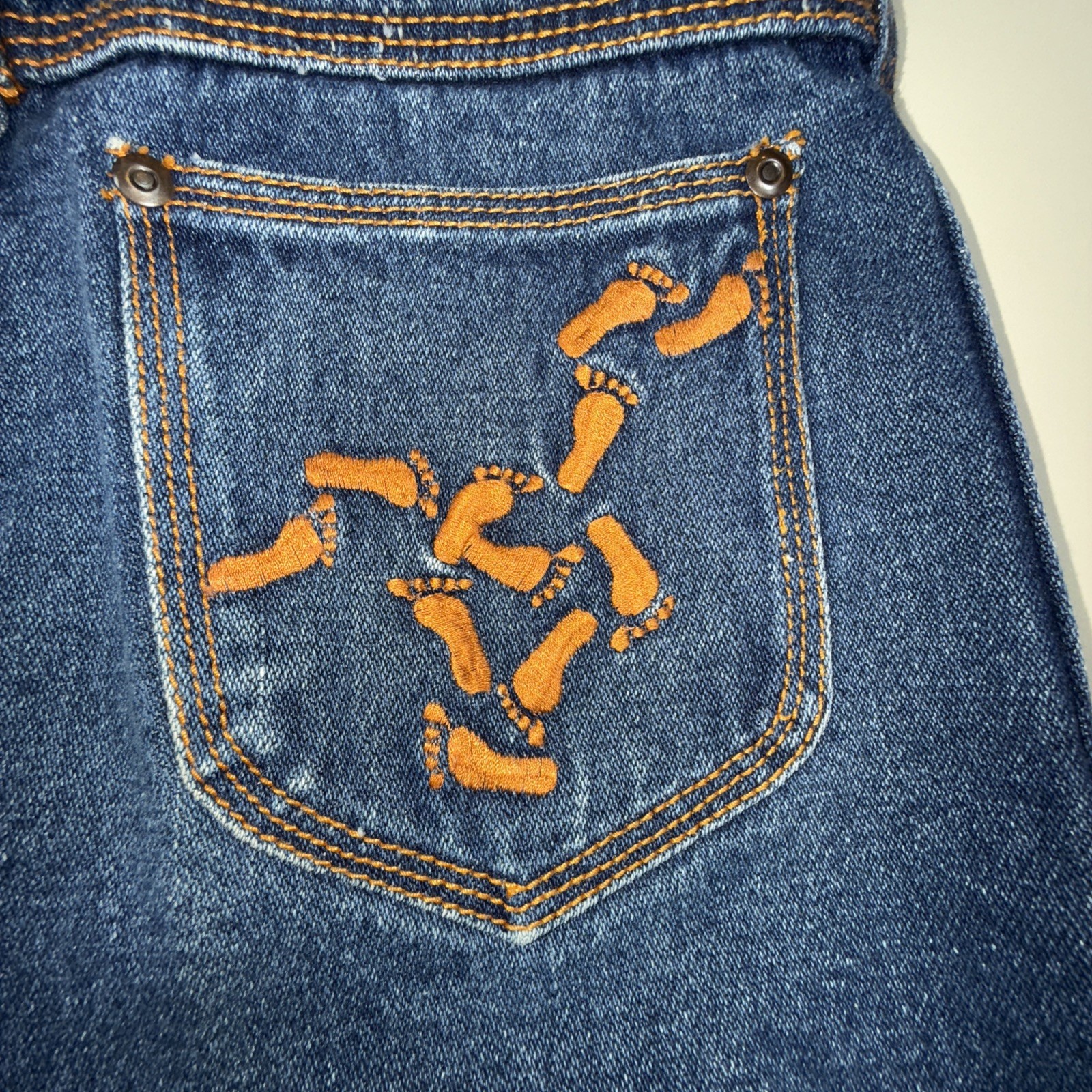 Vintage 70s Union Gap Wide Leg Jeans Footprint Stitching Embroidered 26×30