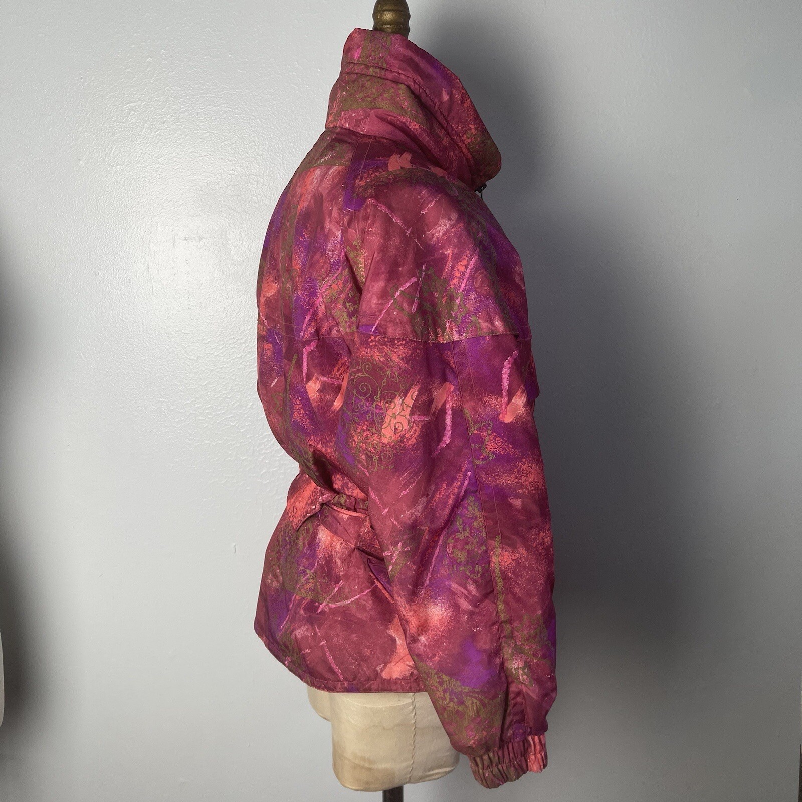 90s 1990s Knockout Pink, Purple and Gold Ski Coat with MATCHING FANNYPACK