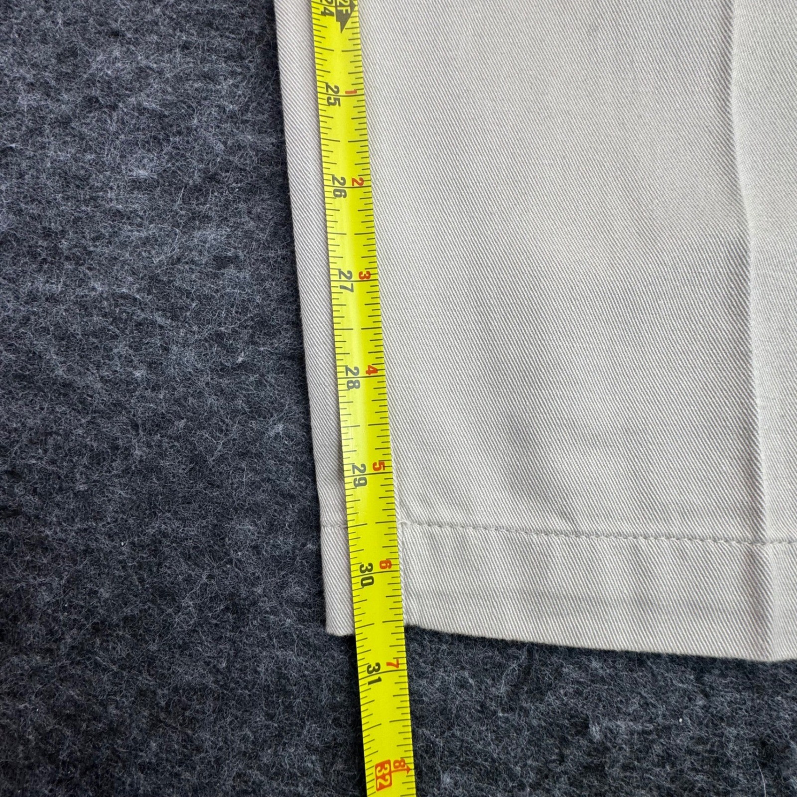 Vintage Womens Dockers Classic Khakis Pants 12×31 Beige Pleated Tapered Chinos