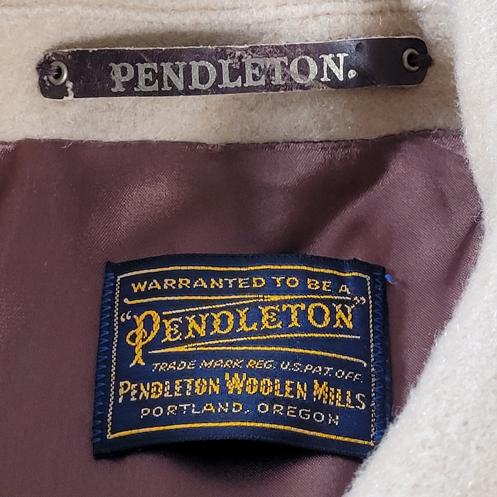 Vintage Pendleton Womens Virgin Wool Tan Peacoat Double Breasted Long Large