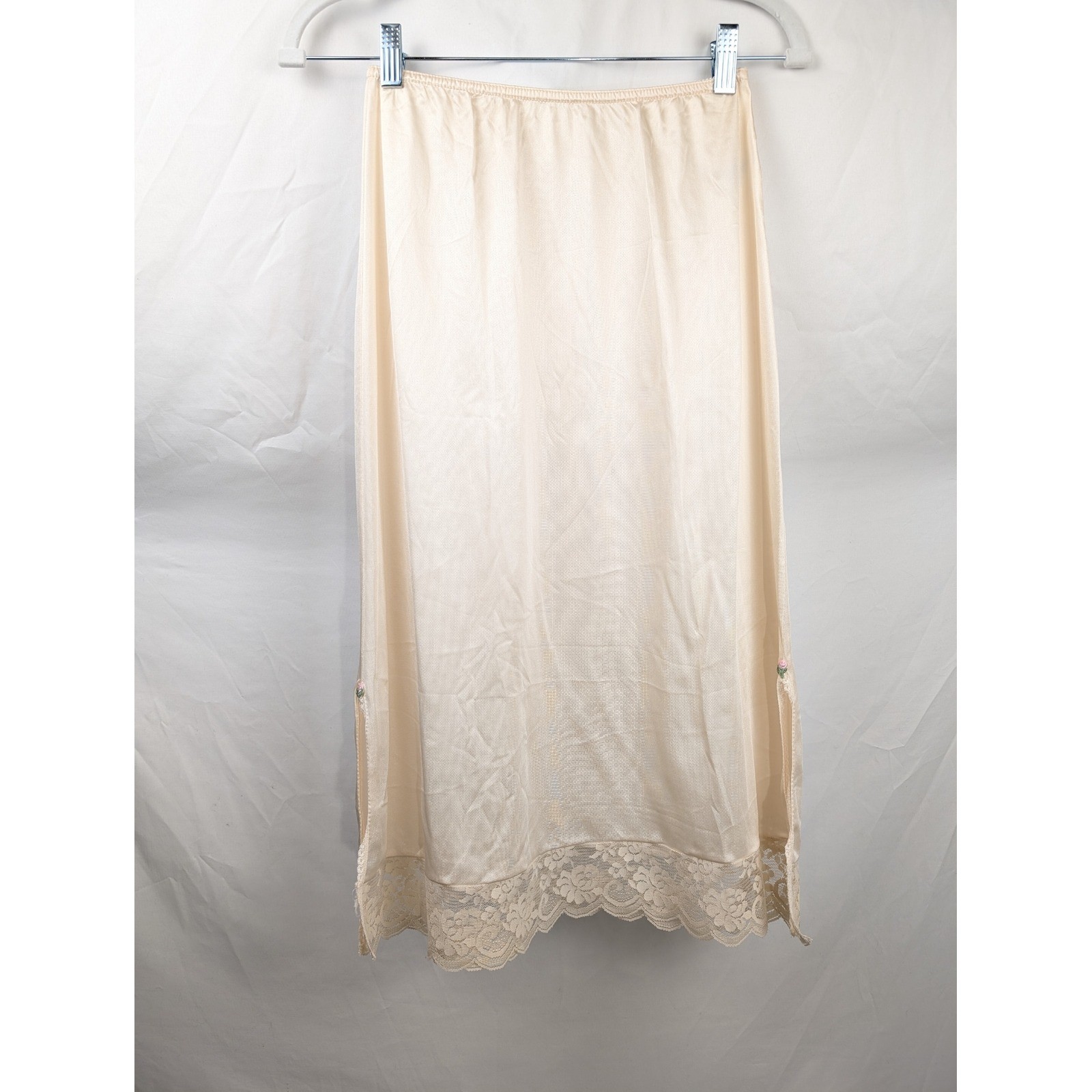 Vintage 80s Satin Lace Trim Half Slip 28″ Skirt Size S Cream Elastic Waist Retro