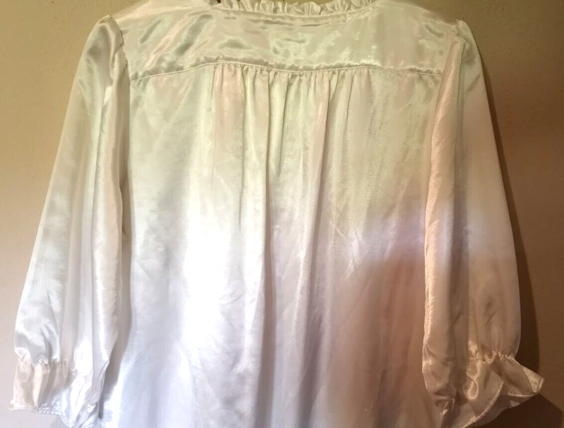 VINTAGE Lewis Frimel Beautiful Long Ivory Nightgown w Pleated Silky Bodice (67A)