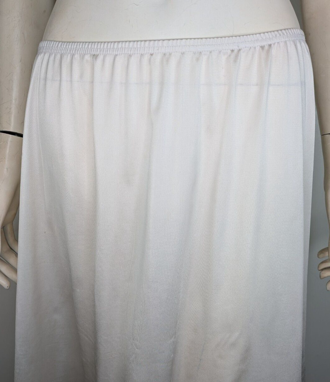 Half Slip Vintage Vanity Fair Lingerie Nylon Undergarments USA Skirt Floral L