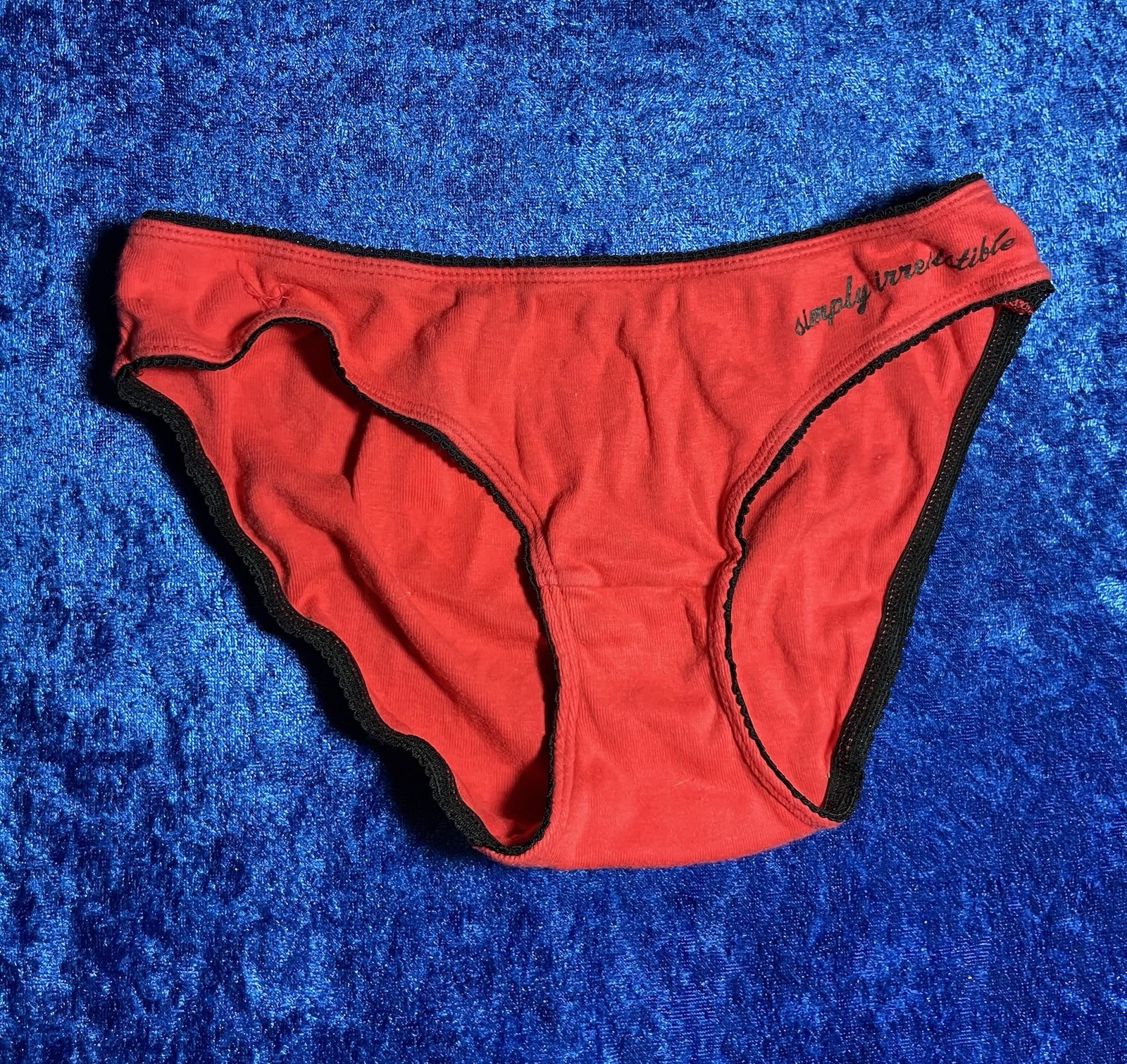 Vintage Y2K 2003 The Simpsons Valentines Day Novelty Panties Cotton Bikini Panty