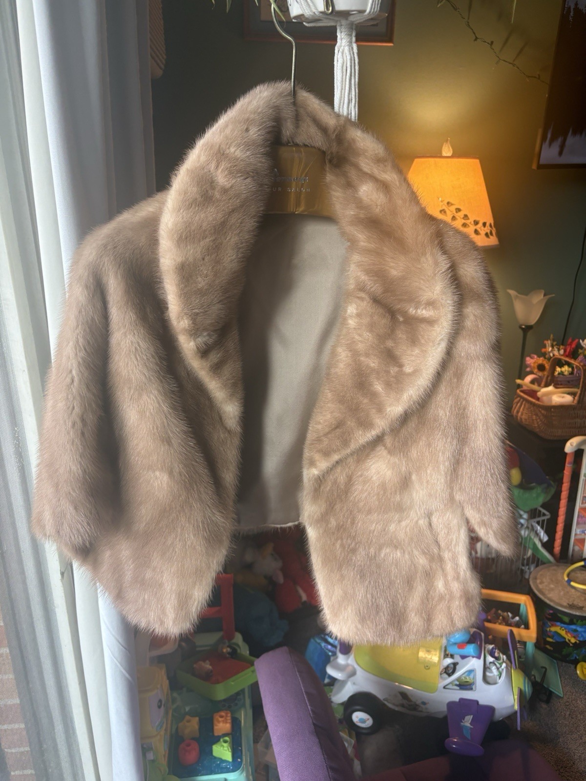 Vintage 1950s Blonde Mink Fur Cape Cover Up One Size Fits Most