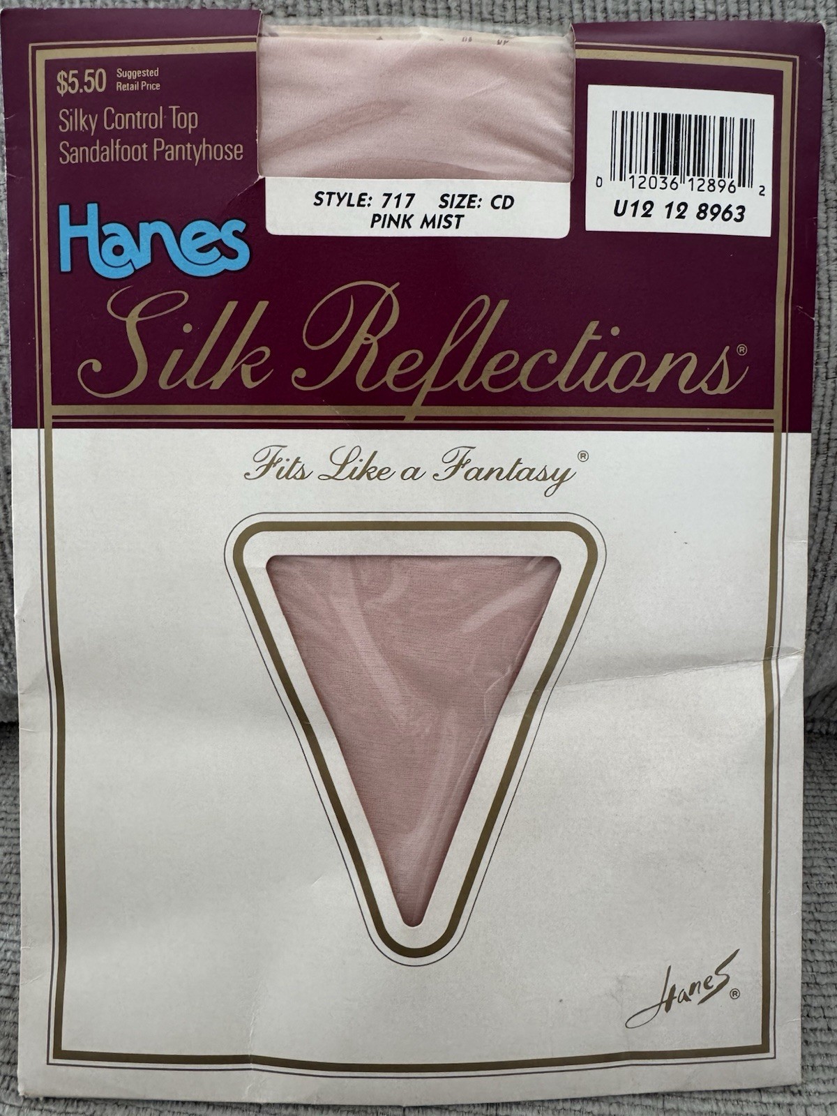 Vintage Hanes Silk Reflections Pantyhose Style 717 Size CD Pink Mist