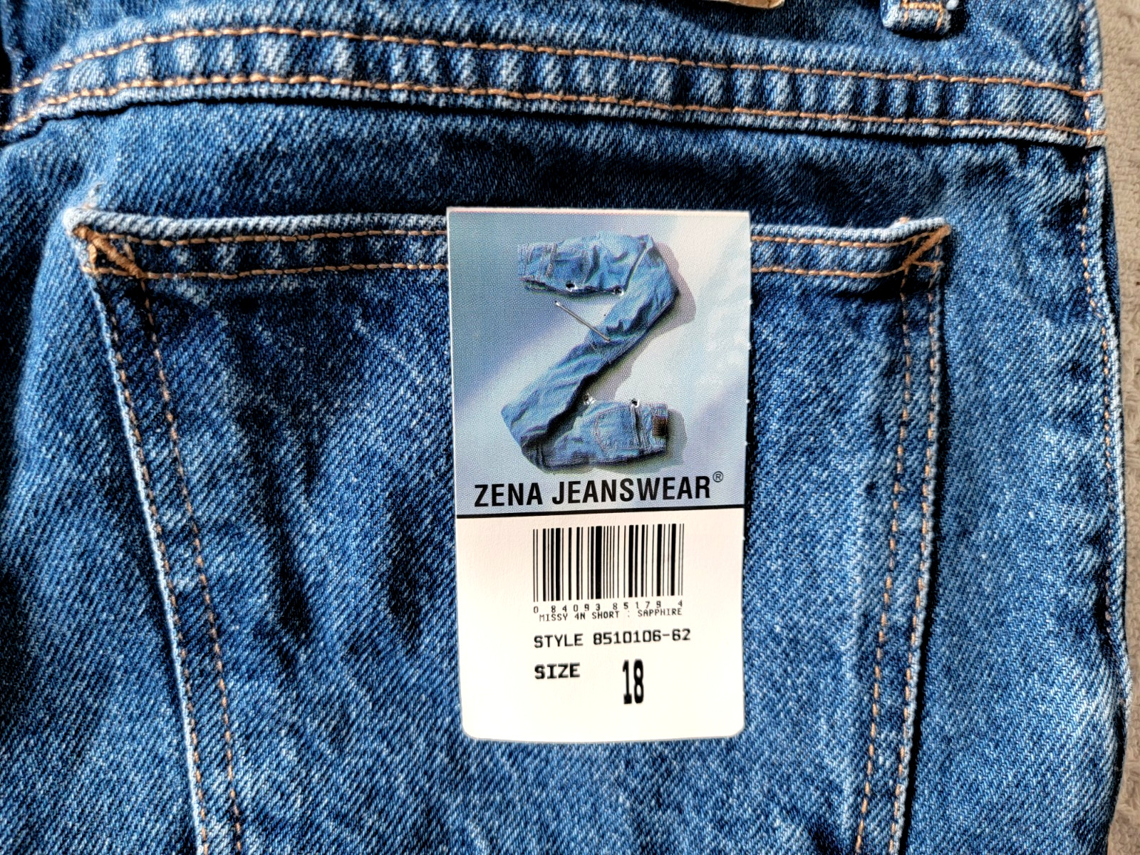 Vintage ZENA Sapphire Denim Jean Shorts Size Missy 18 Mom Grandmacore 80s 90s