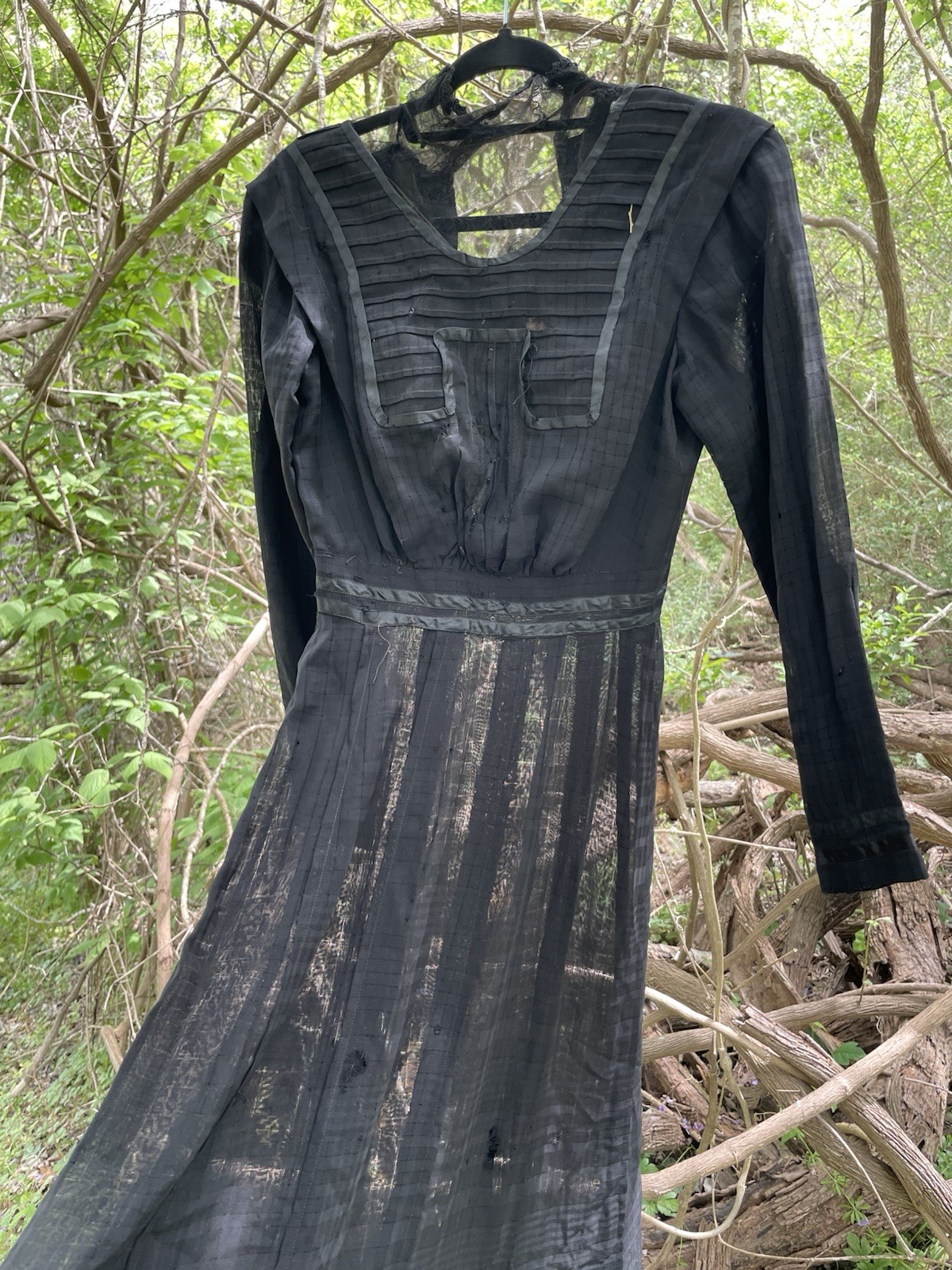 Authentic 1900s Victorian or Edwardian Black mourning dress Lightweight sheer XS