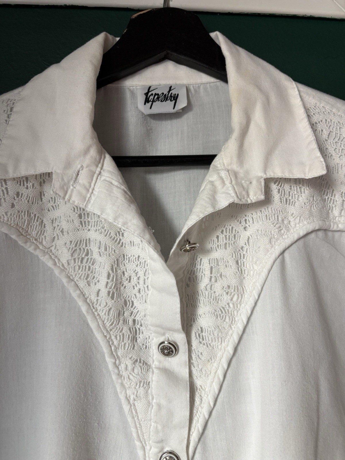 80’s Vintage Victorian Cotton Button Up Large Large Sleeve White Buttons