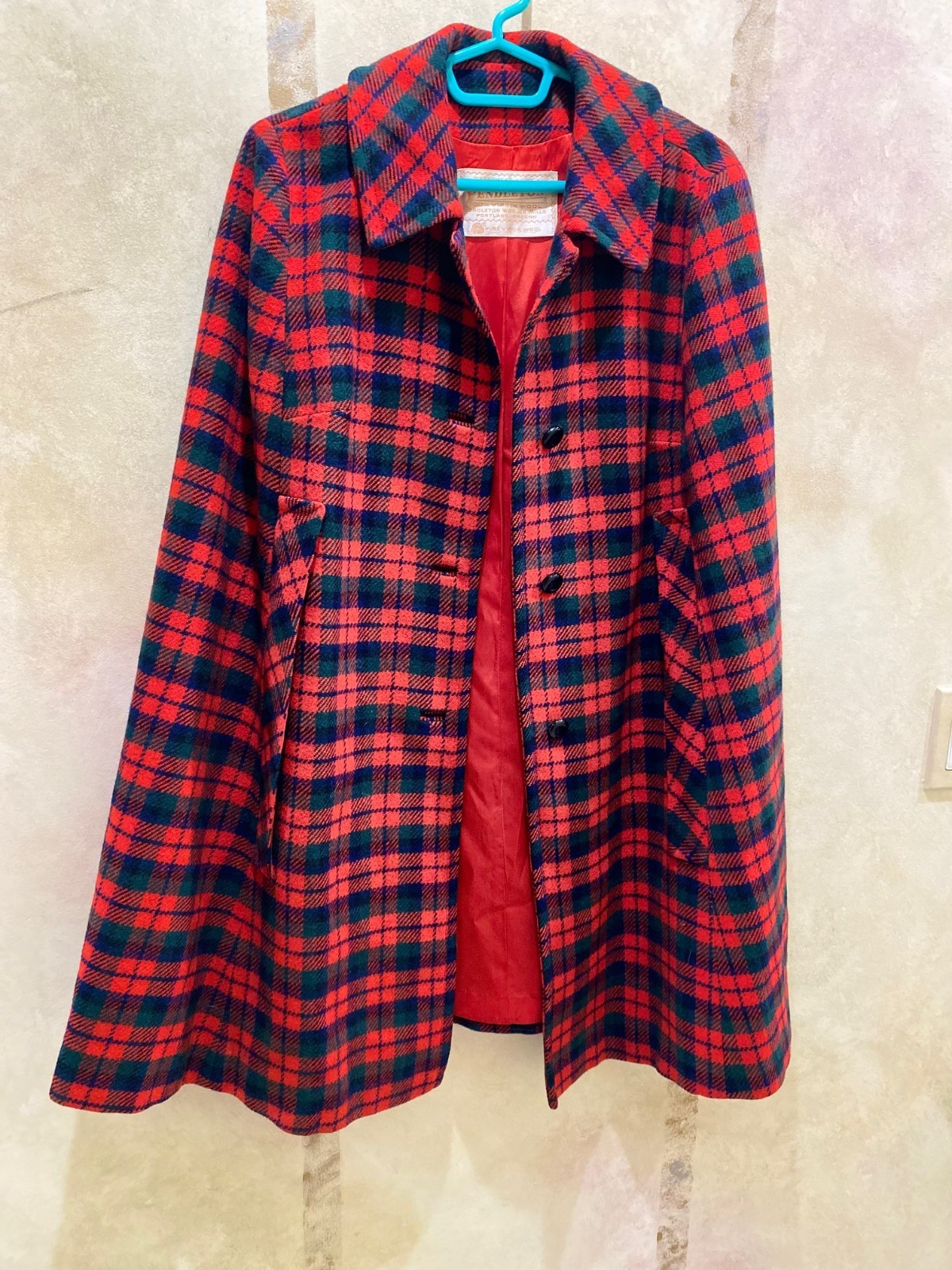 Vintage 1960s Pendleton 100% Virgin Wool Red Plaid Cape Cloak Arm Slits Satin