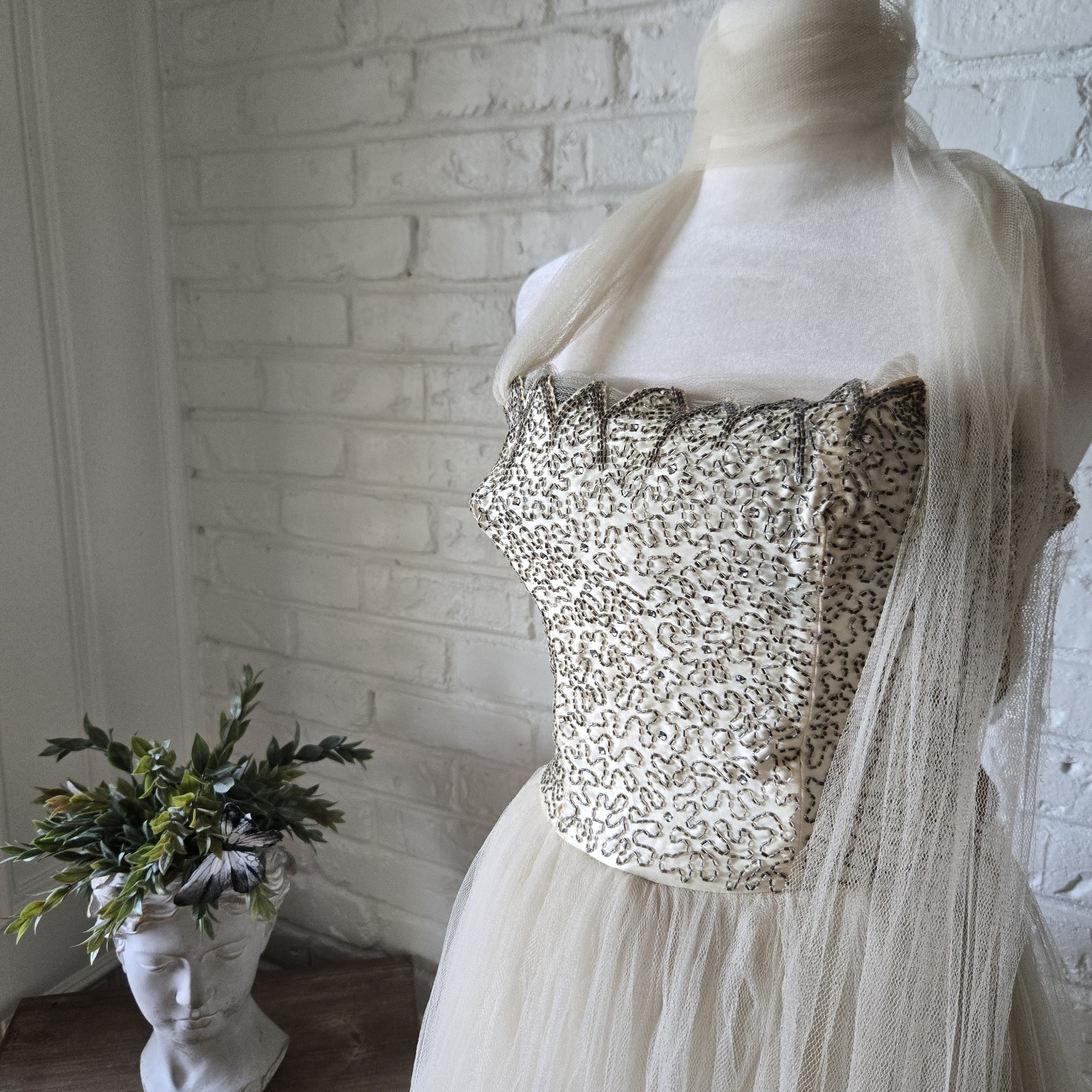 Vtg 1950s Ivory Tulle & Satin Embellished Gown, Party Dress, Wedding, XS/2