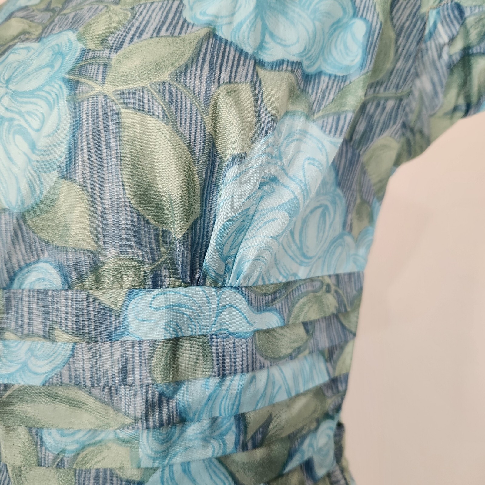 Maxine Floral Day Dress Ladies S Atomic MCM Aqua Trad Housewife Day Vamp 50s Vtg