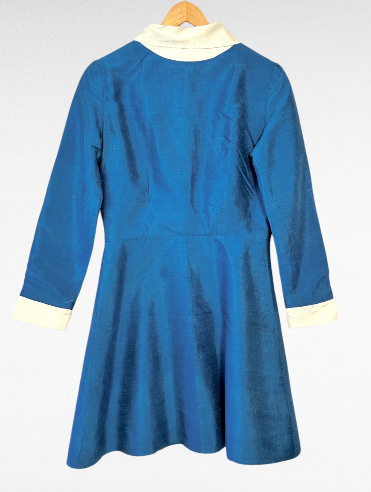 Luxury 1960s Thai Silk Dress Bangkok Hand Tailored Couture Blue White Size M