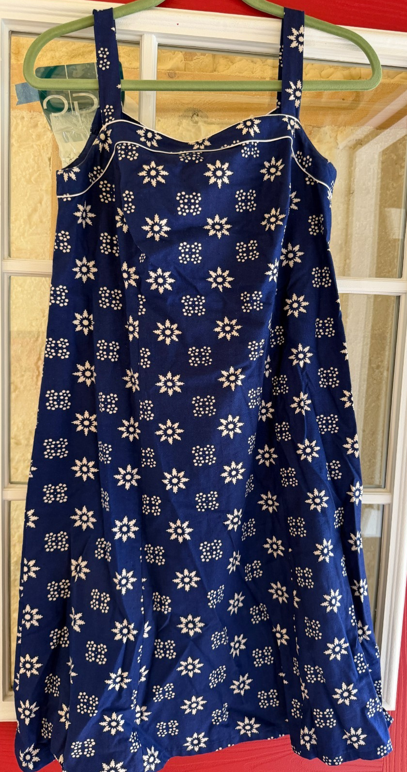Vintage 1970s Snowflake Pattern Cottagecore Sun Dress Sleeveless Classic Retro!