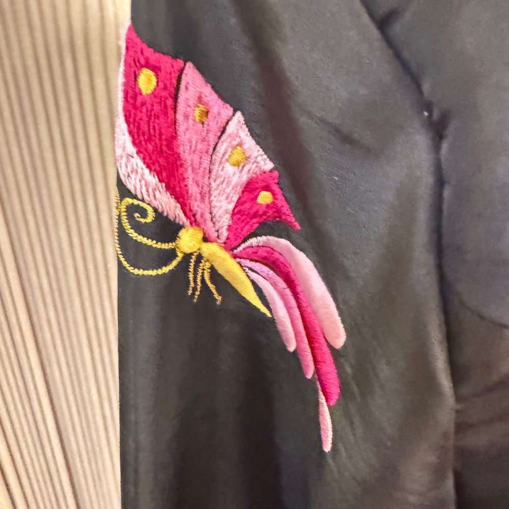 Vintage Black Silk Butterfly Embroidered Asian Style Jacket Hot Pink Trim sm/med