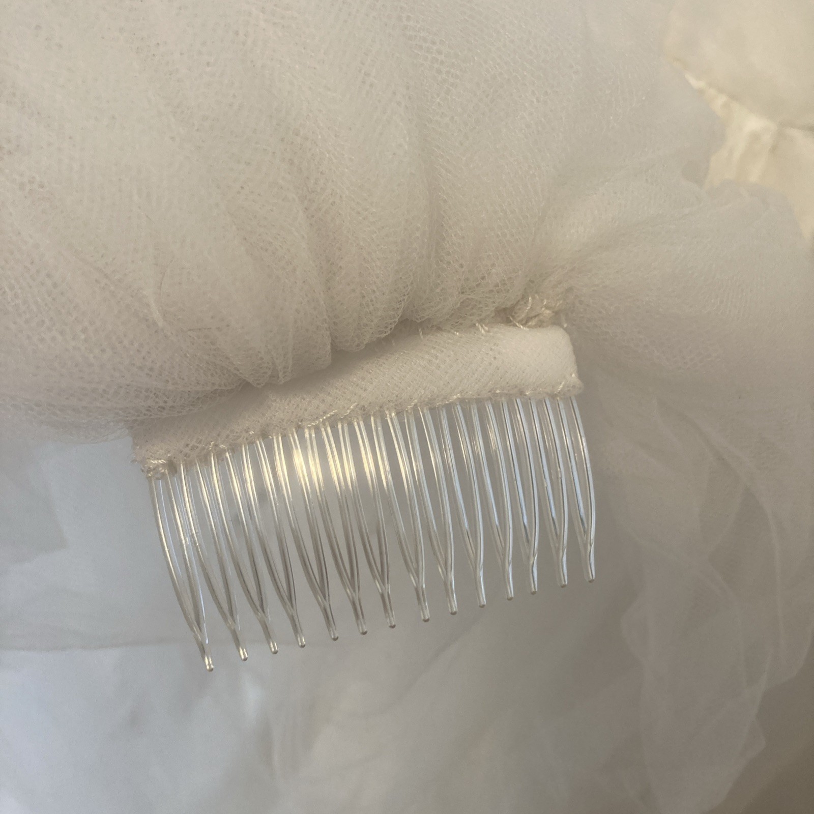 Vintage Custom Handmade Wedding Dress w/ Train & Veil – 1960s