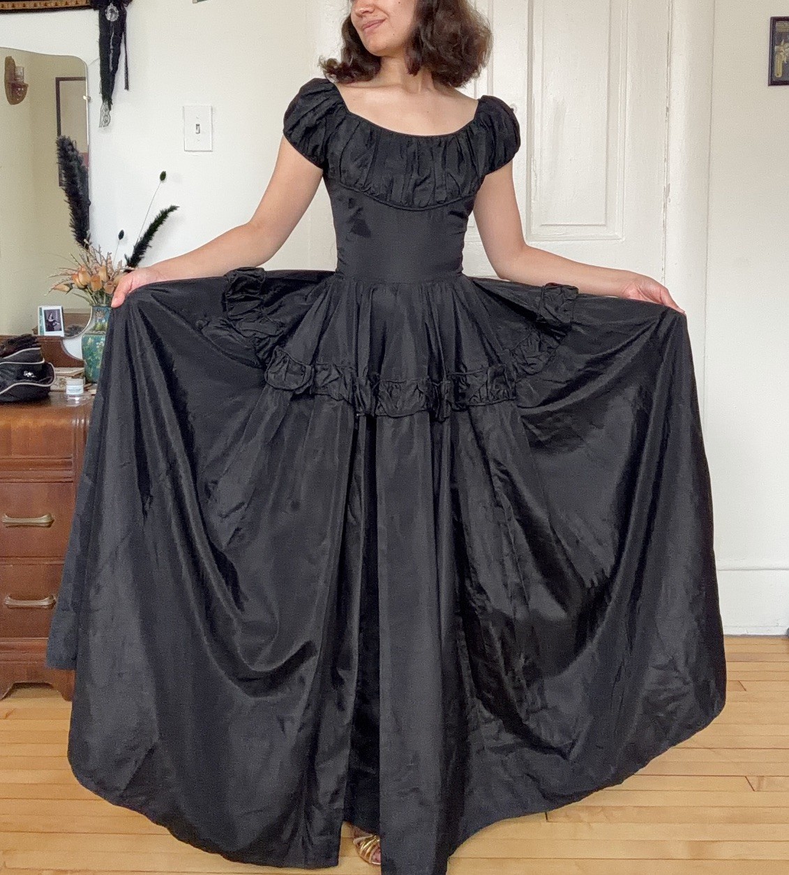 Vintage 1940s Black Taffeta Dress Victorian Style Bustle Skirt Ball Gown XS