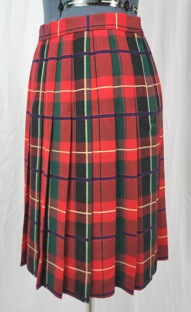 Vintage Talbots 100% Wool Red/Green/Black Plaid Pleated Skirt Size 10