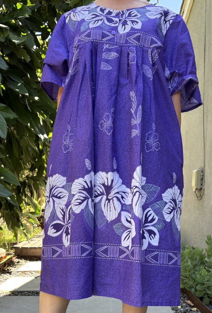 Vintage Tropical Resortcore Muumuu Dress Hawaiian Tiki Floral Purple Hibiscus