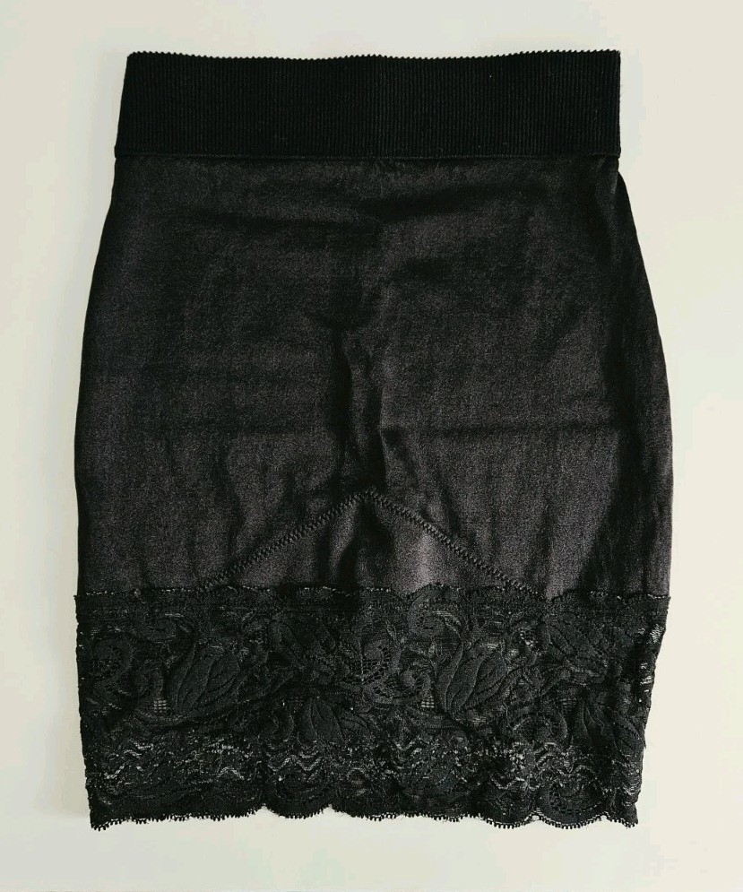 Vtg Vanity Fair Slip Women Small Black Second Skin Mini Wriggle Shapewear 40 194