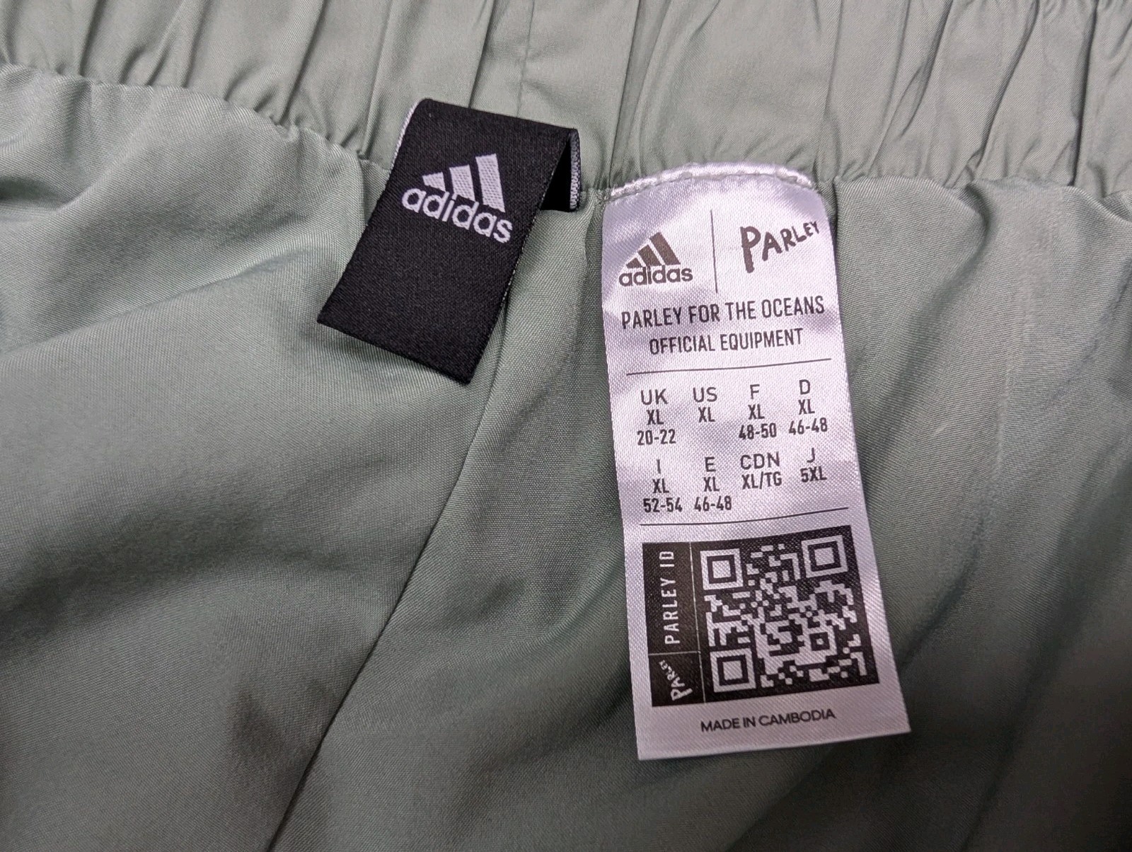 Adidas Parley Shorts XL Green Sports Yoga Casual Gym Running Hiking Outdoor