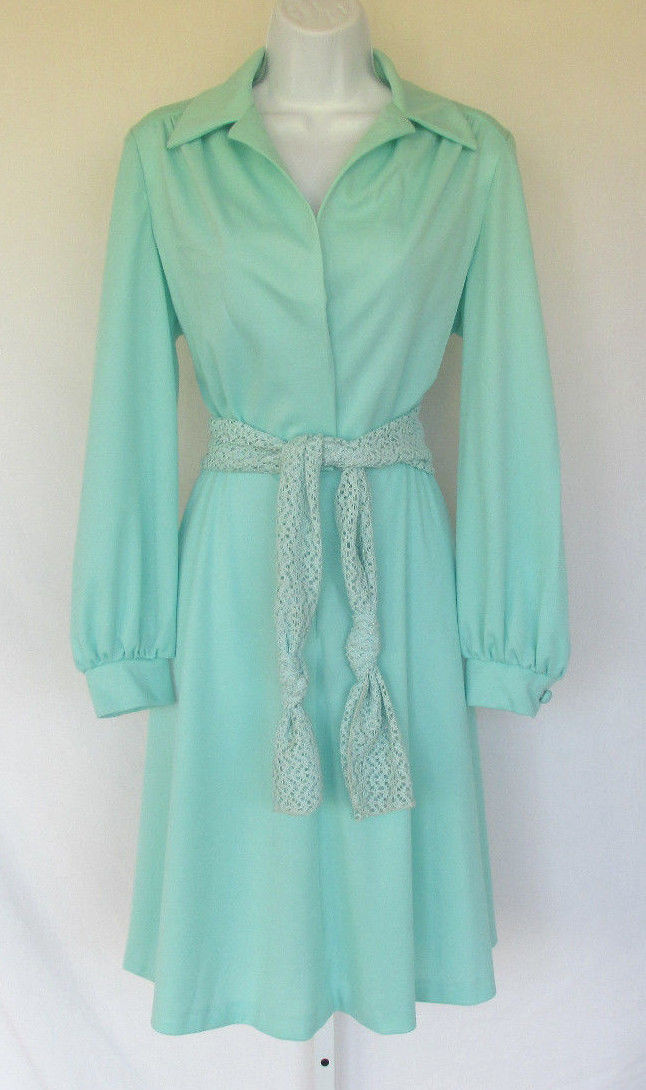VINTAGE 1960s 70s MOD DOMINO FASHIONS DRESS SEAFOAM POLY CROCHETED BELT