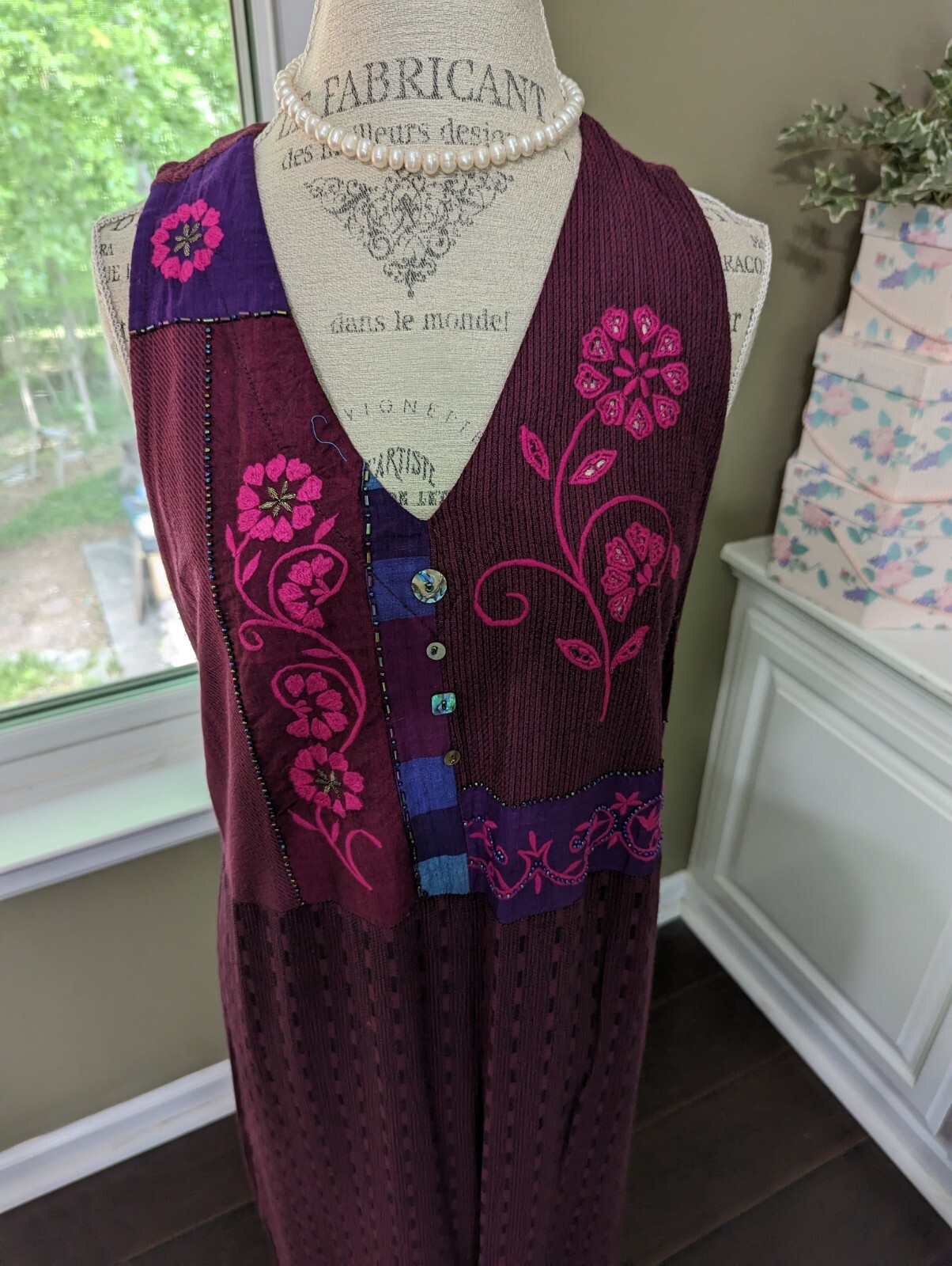 VTG LONG DRESS/ROMPER w/Diff. Fabrics-Embr-Beads-Mother of Pearl Accents-size L