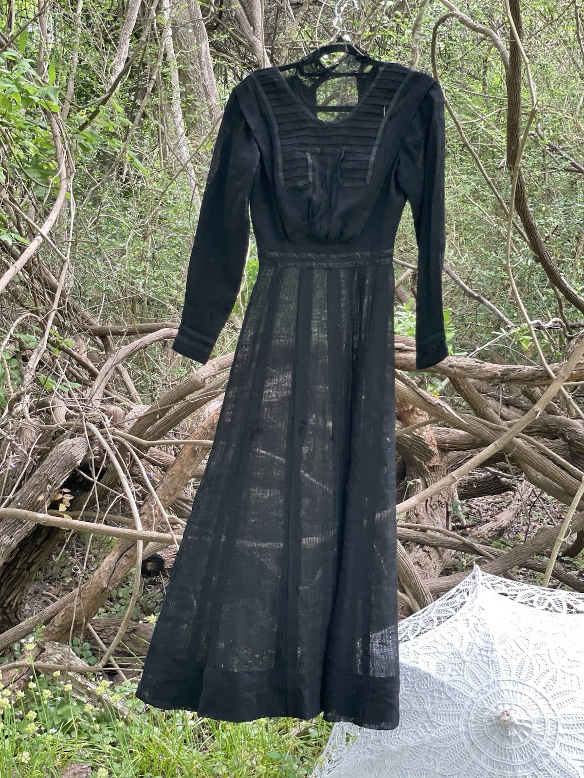 Authentic 1900s Victorian or Edwardian Black mourning dress Lightweight sheer XS