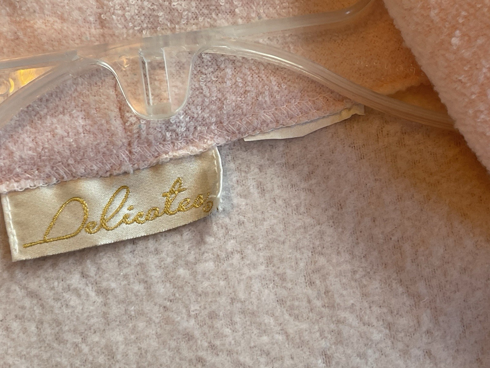 Vintage Delicates Brand Plush Pink Embroidered Soft Plush Robe Size L To XL