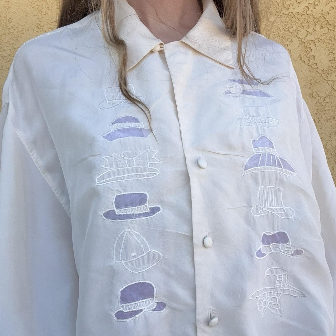 Carol Horn Vintage White Silk Blouse Embroidered Hat Design Size Large