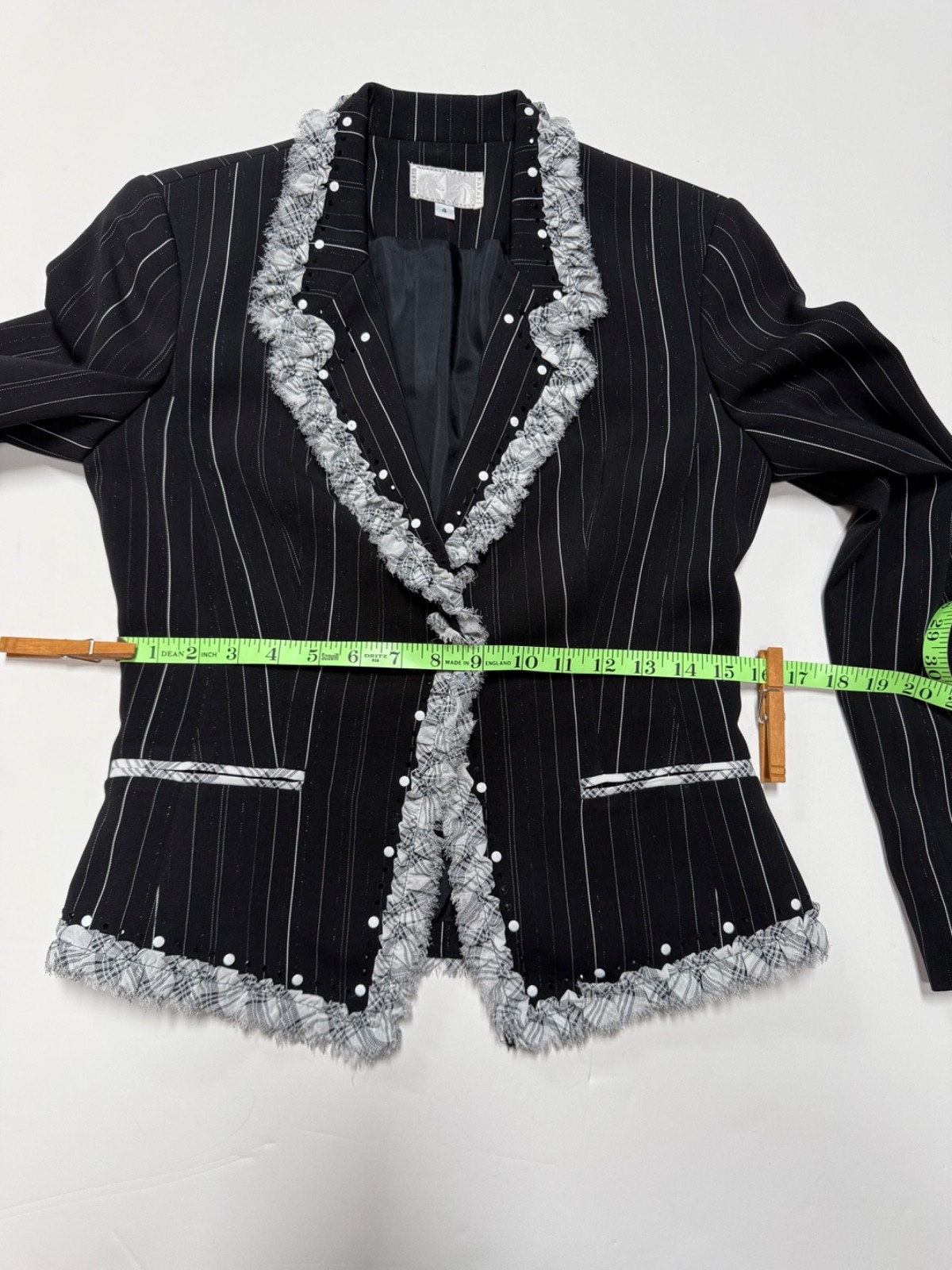 Vintage Y2K early 2000s women’s Alberto Makali suit black & white