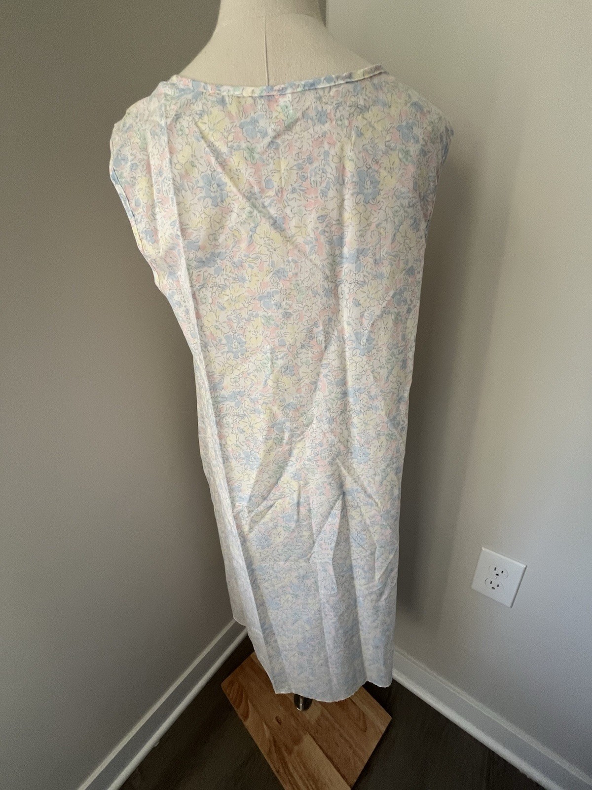 VTG 80s Night Moves Pastel Floral Nightgowns 2 Piece Set Cottagecore New