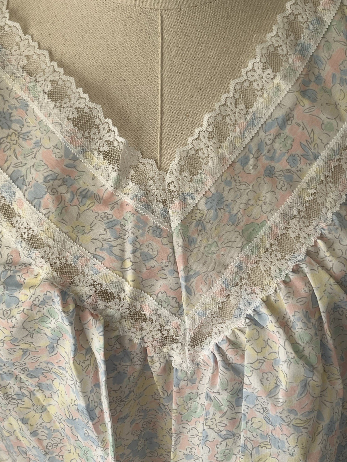 VTG 80s Night Moves Pastel Floral Nightgowns 2 Piece Set Cottagecore New