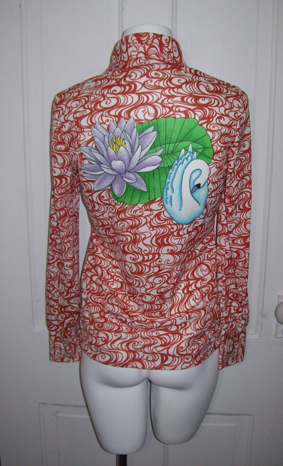 Vintage Womens 1970s Pointed Collar Long Sleeve, FROGS, SWAN, LILLY PADS