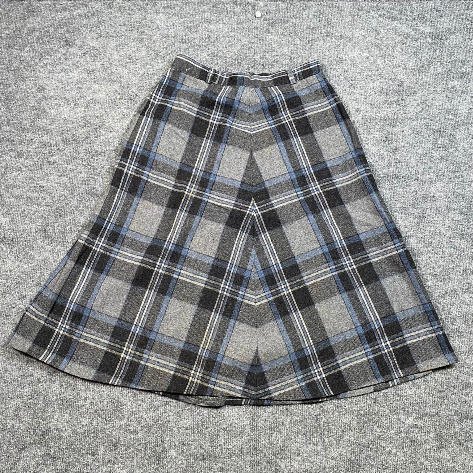 ILGWU Plaid A-Line Midi Skirt Grey Blue High Waist Size 11 USA Made Union Made
