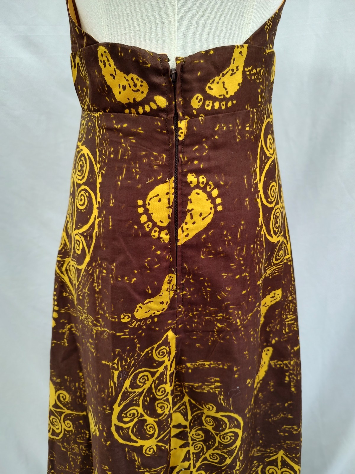 70’s Vintage Hawaiian Dress Maxi Halter Tiki Barefoot Beach Print Brown Sz XS/S